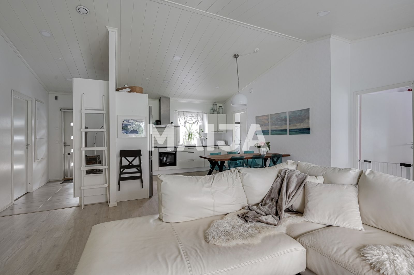 3 bedroom house 107 m² Nurmijarvi, Finland