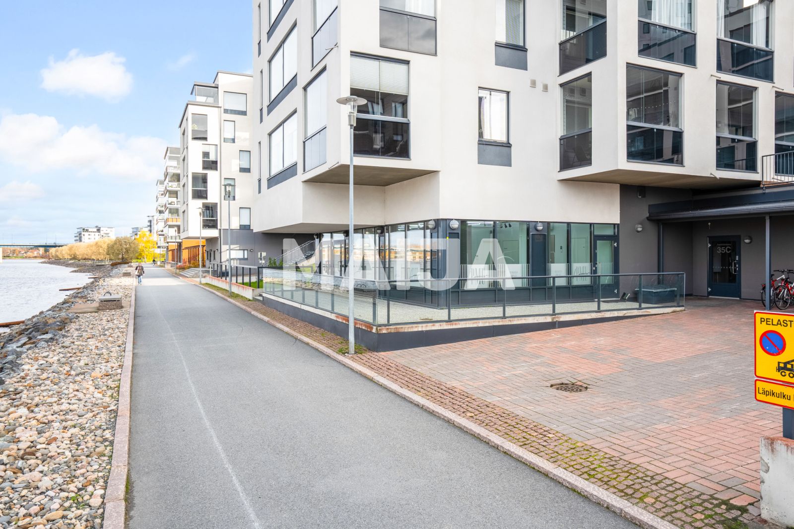 Lokale gastronomiczne 65 m² Joensuu sub region, Finlandia