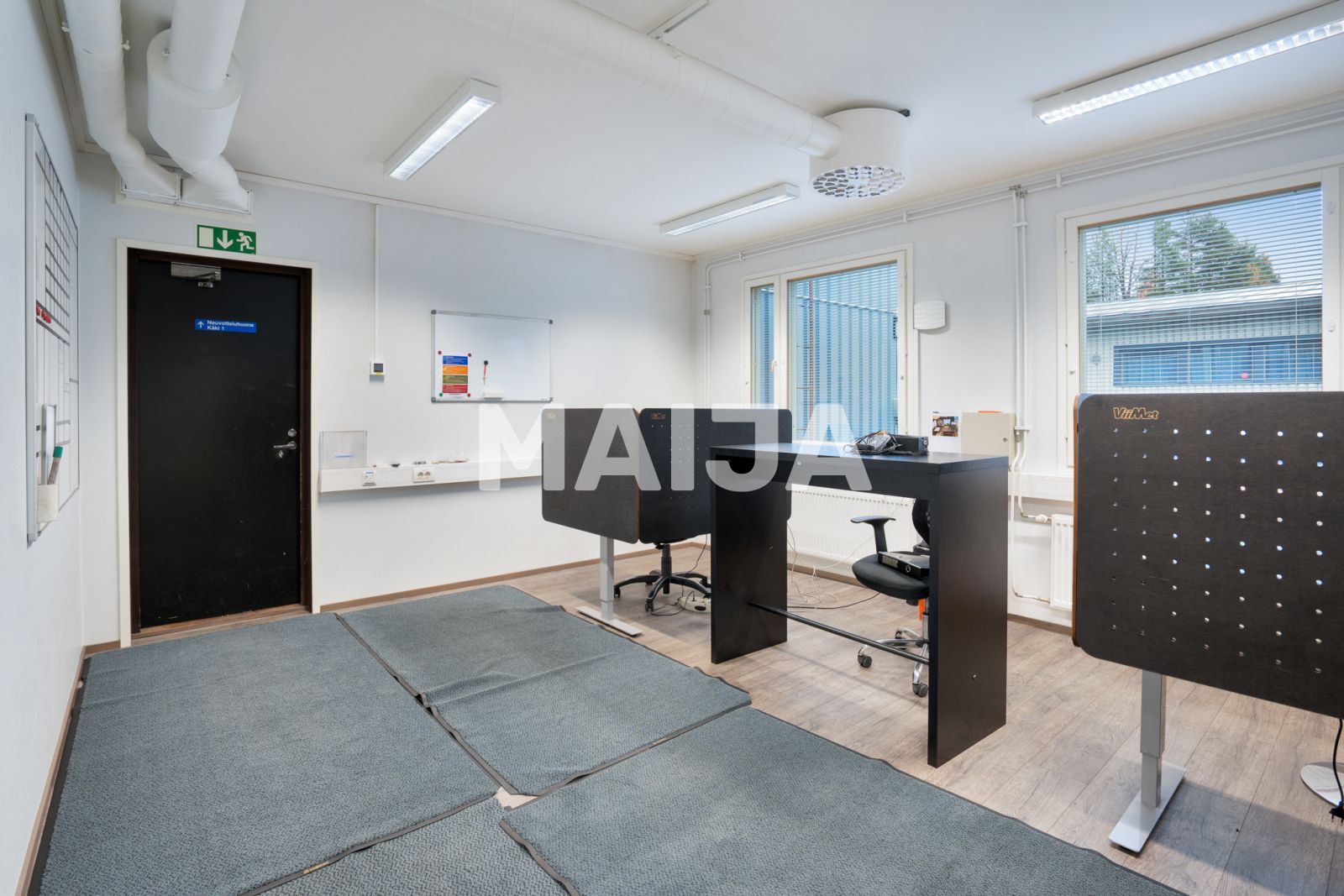 Oficina 1 358 m² en Joensuu sub region, Finlandia
