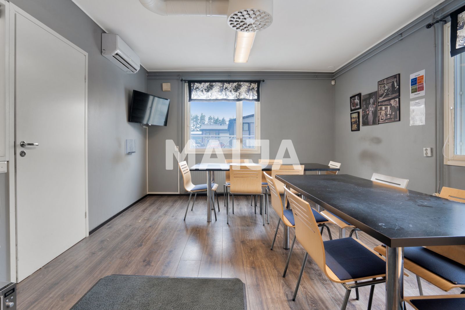 Oficina 1 358 m² en Joensuu sub region, Finlandia