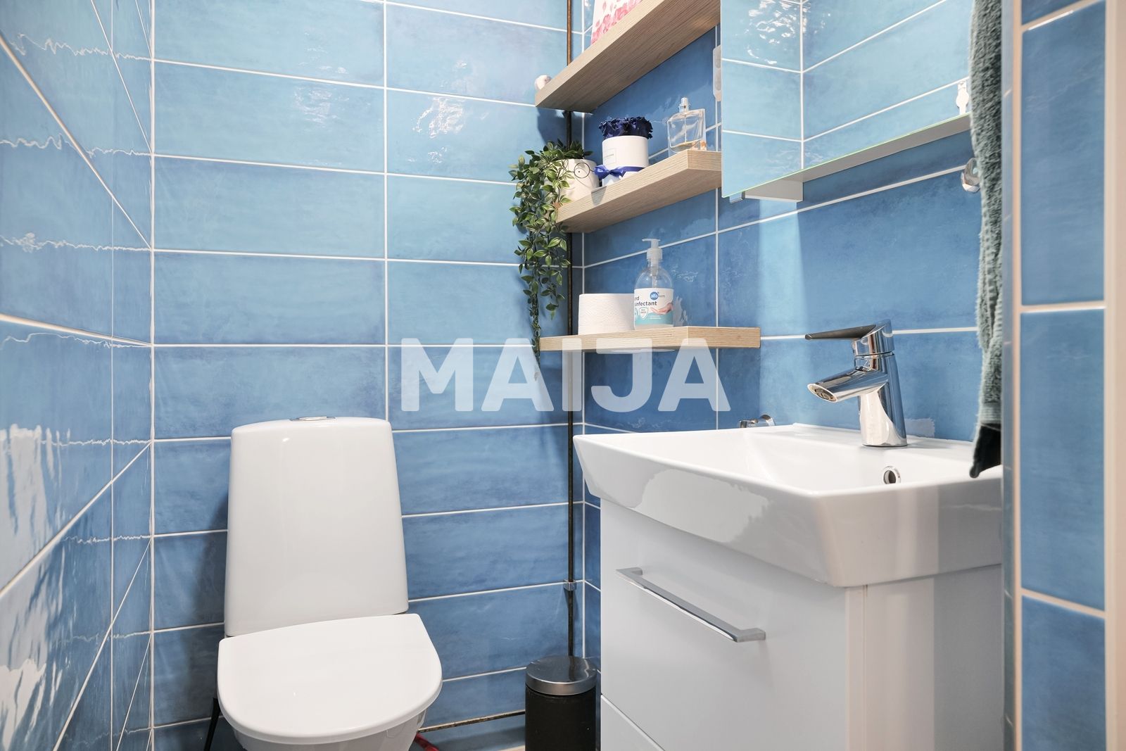 2 bedroom apartment 82 m² Helsinki sub-region, Finland