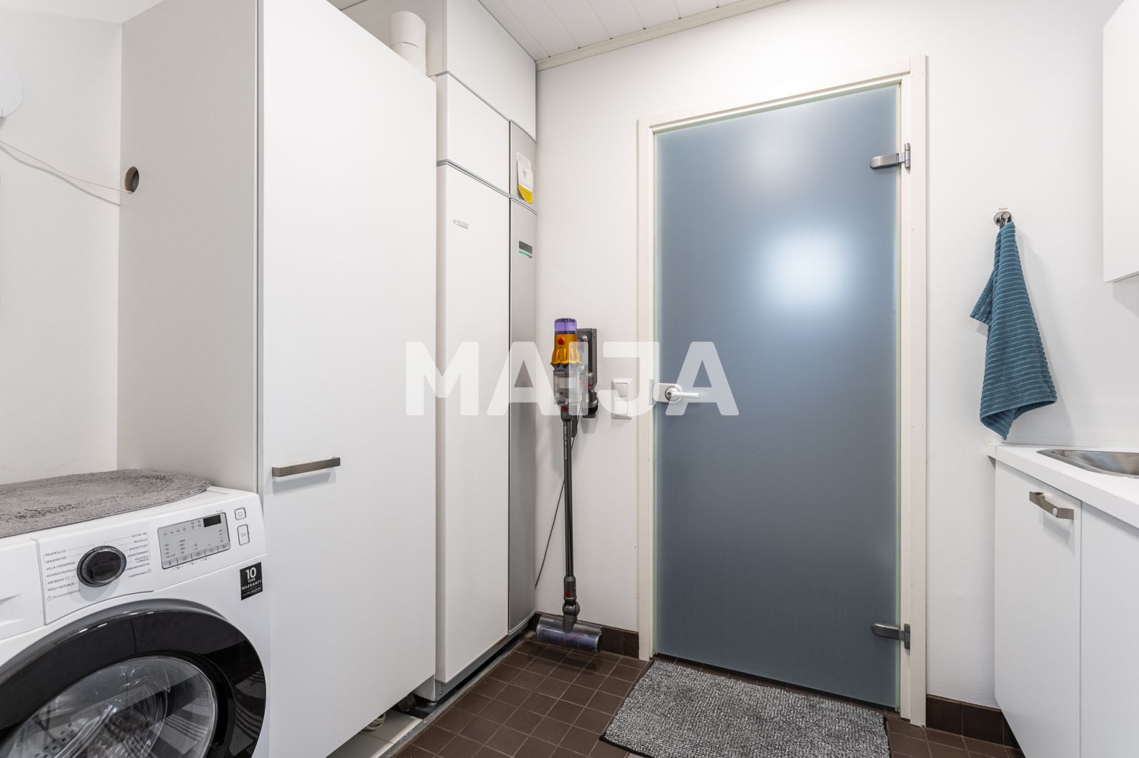 Дом 4 комнаты 98 м² Viuha, Финляндия