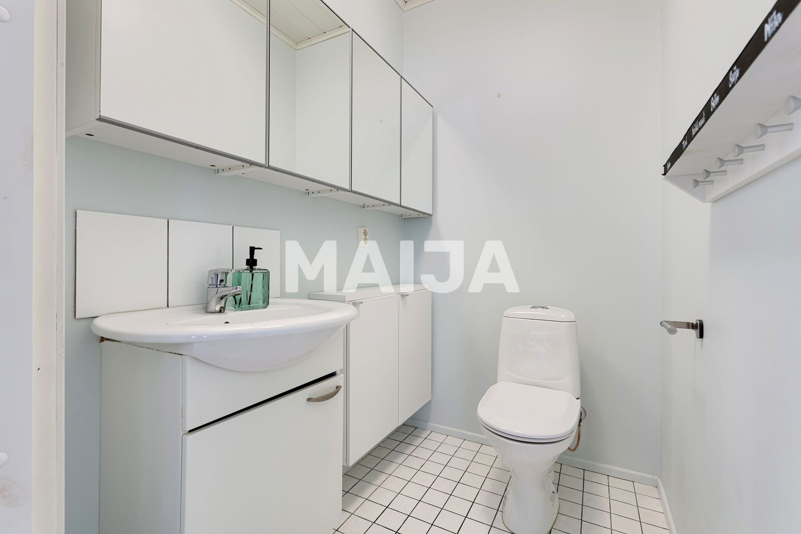 4 bedroom house 128 m² Helsinki sub-region, Finland