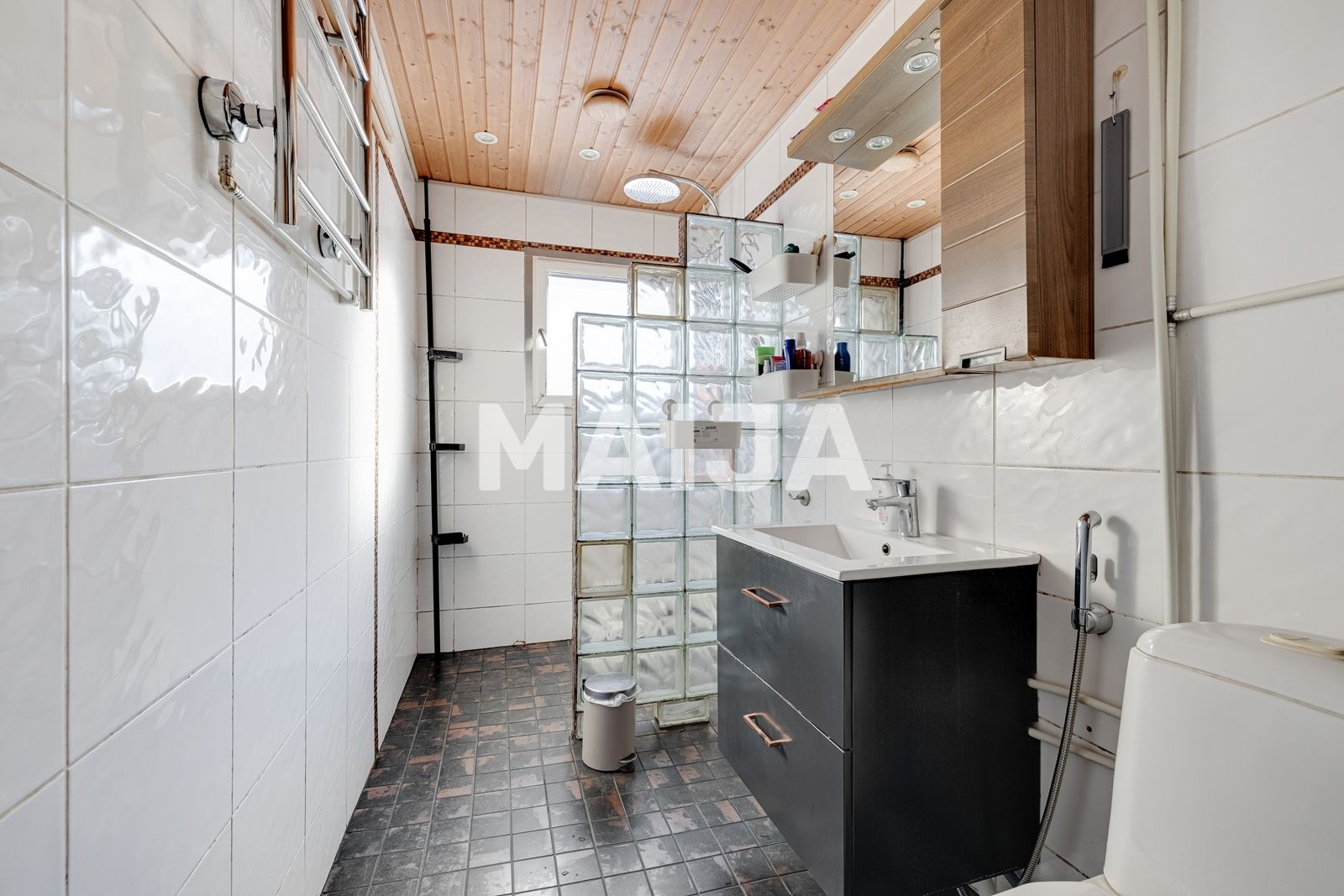 Mieszkanie 5 pokojów 97 m² Turku sub region, Finlandia