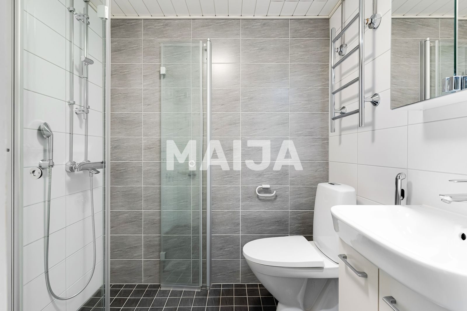 Apartamento 3 habitaciones 75 m² Helsinki sub region, Finlandia