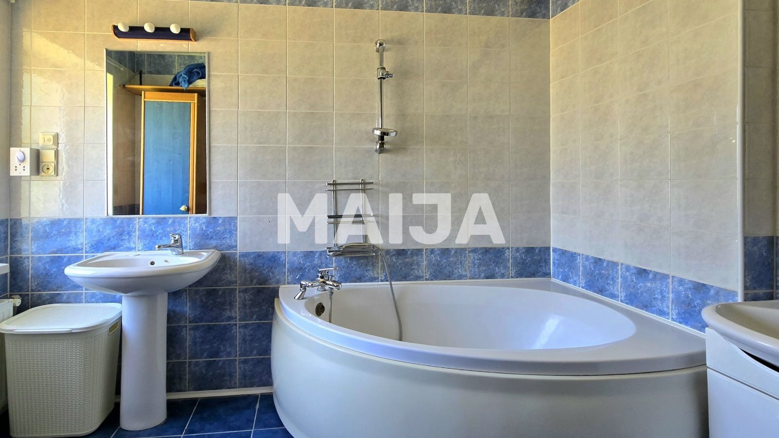 6 bedroom house 230 m² Jurmala, Latvia