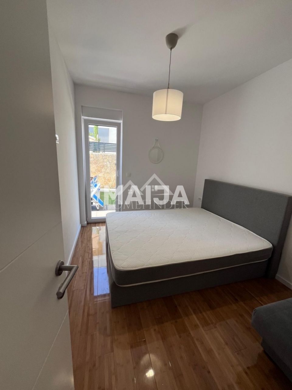 Mieszkanie 3 pokoi 75 m² Grad Novalja, Chorwacja