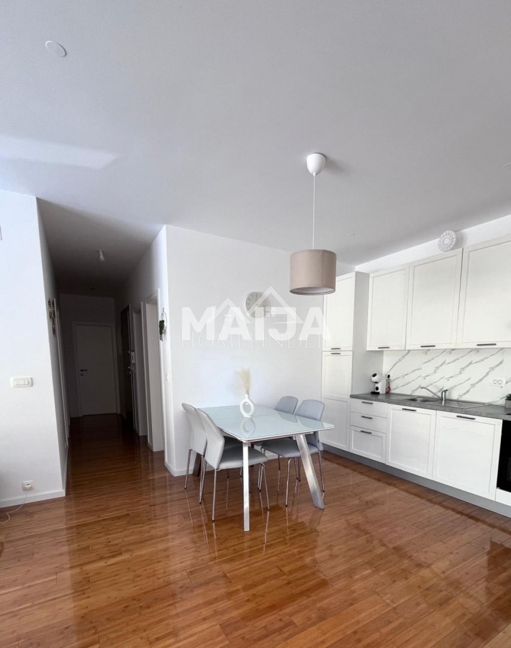 Mieszkanie 3 pokoi 75 m² Grad Novalja, Chorwacja