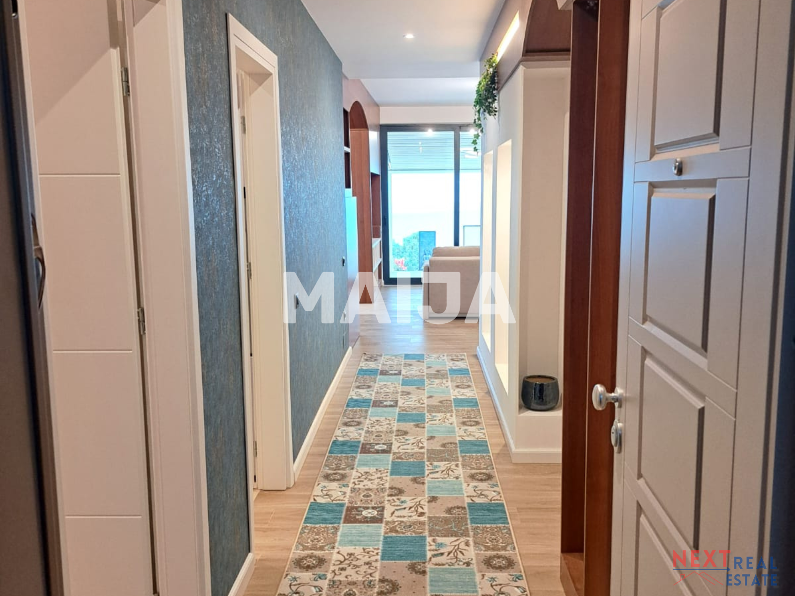 Квартира 3 комнаты 155 м² Влёра, Албания