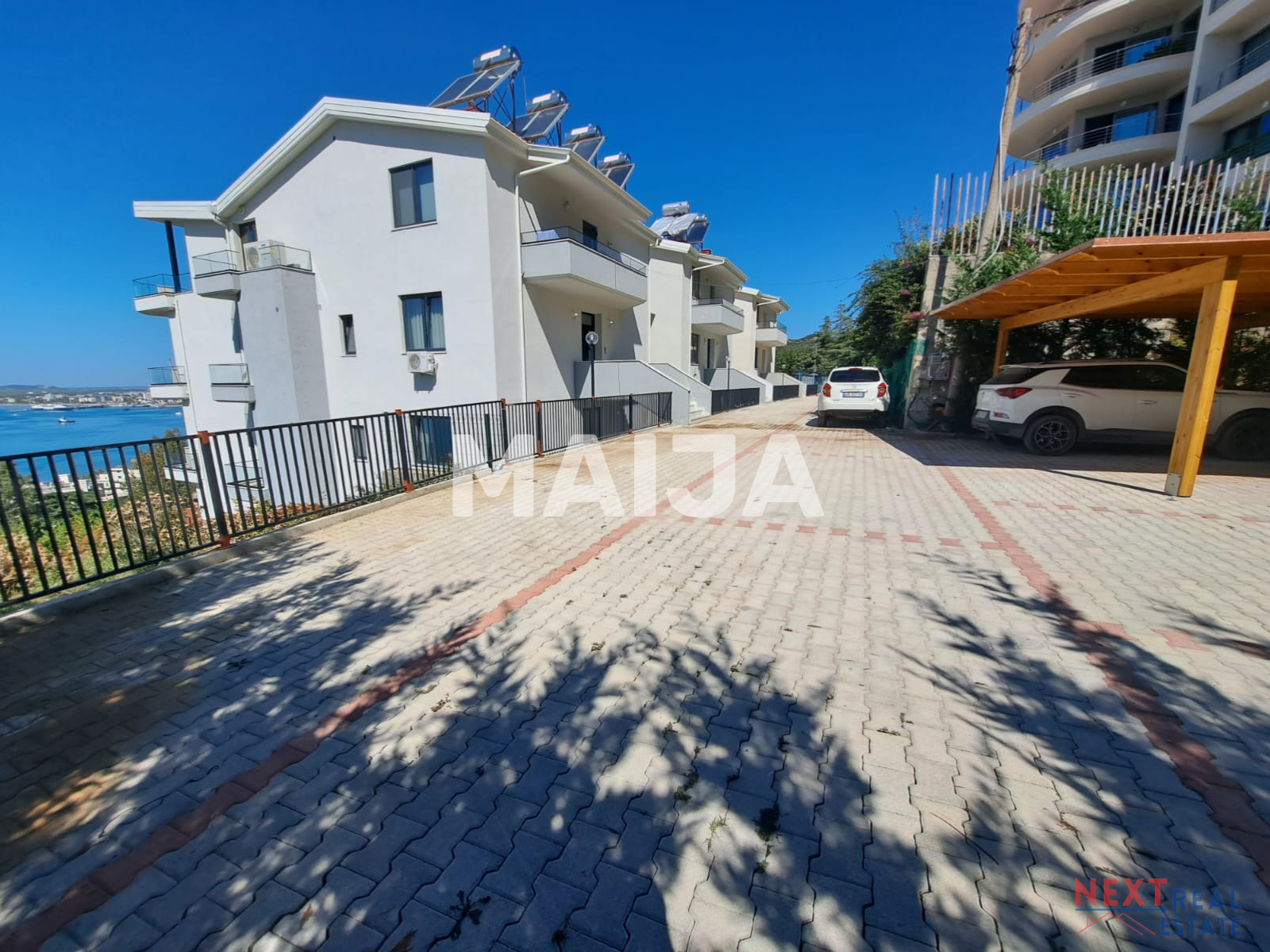 Квартира 3 комнаты 155 м² Влёра, Албания