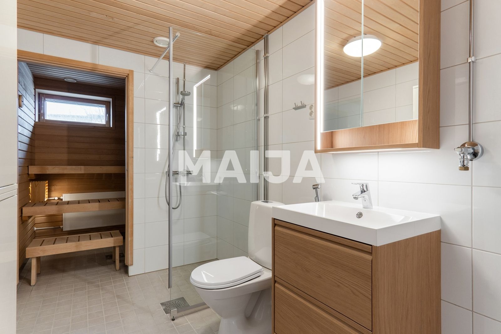 Apartamento 3 habitaciones 82 m² Helsinki sub region, Finlandia