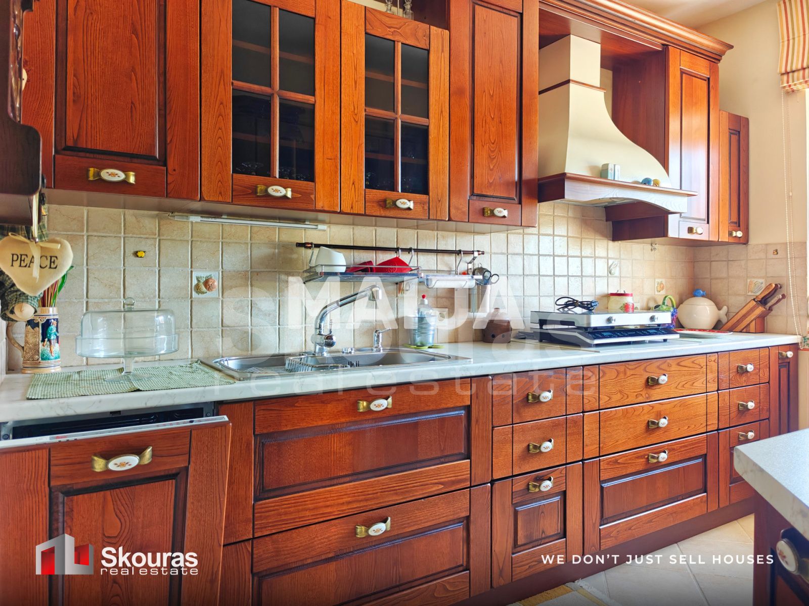 Haus 4 zimmer 280 m² Loutraki Perachora Agioi Theodoroi Municipality, Griechenland