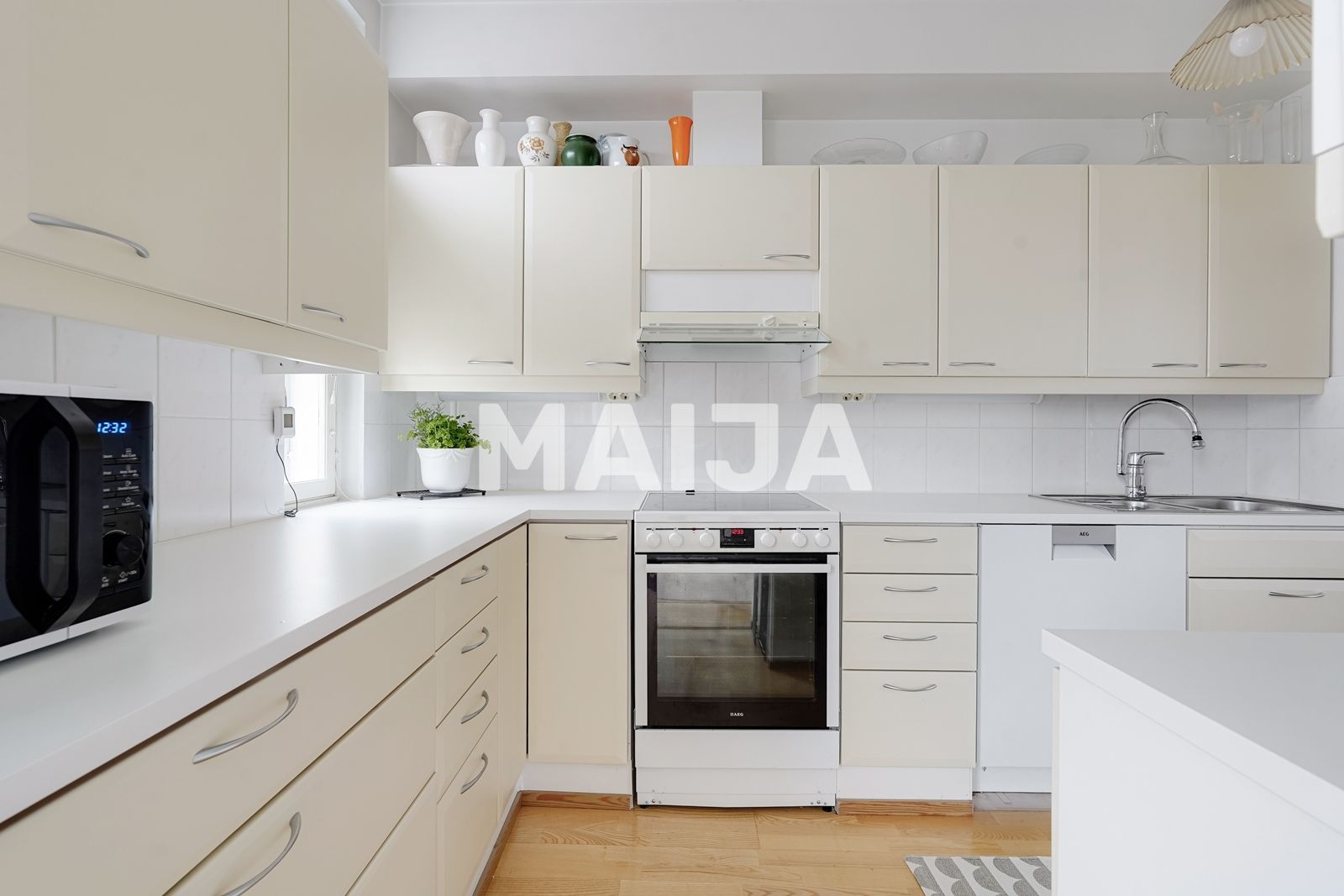 3 bedroom apartment 90 m² Helsinki sub-region, Finland