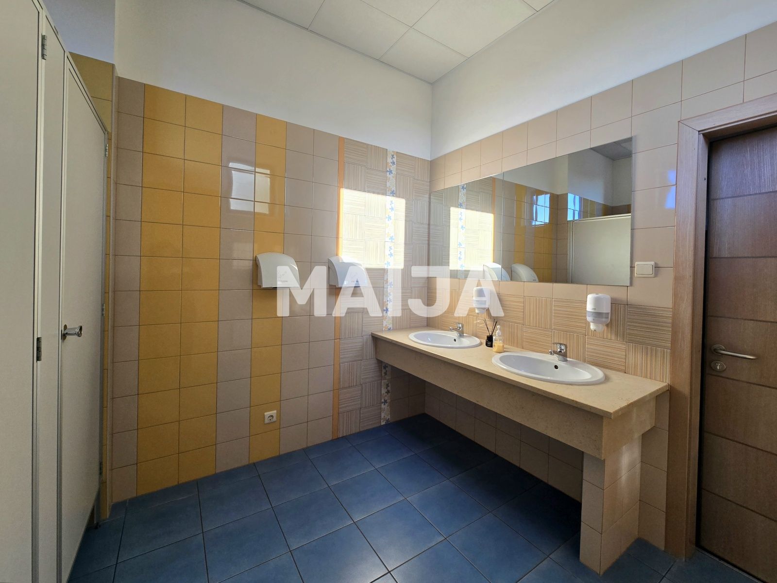 Casa 59 habitaciones 3 573 m² Priekuli, Letonia