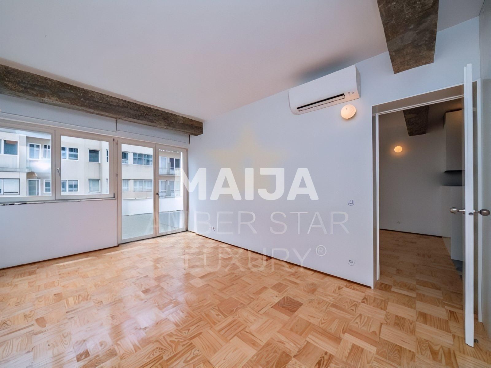 Квартира 1 комната 55 м² Порту, Португалия