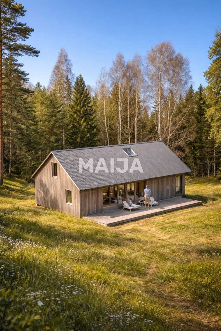 Atterrir  Mazirbe, Lettonie