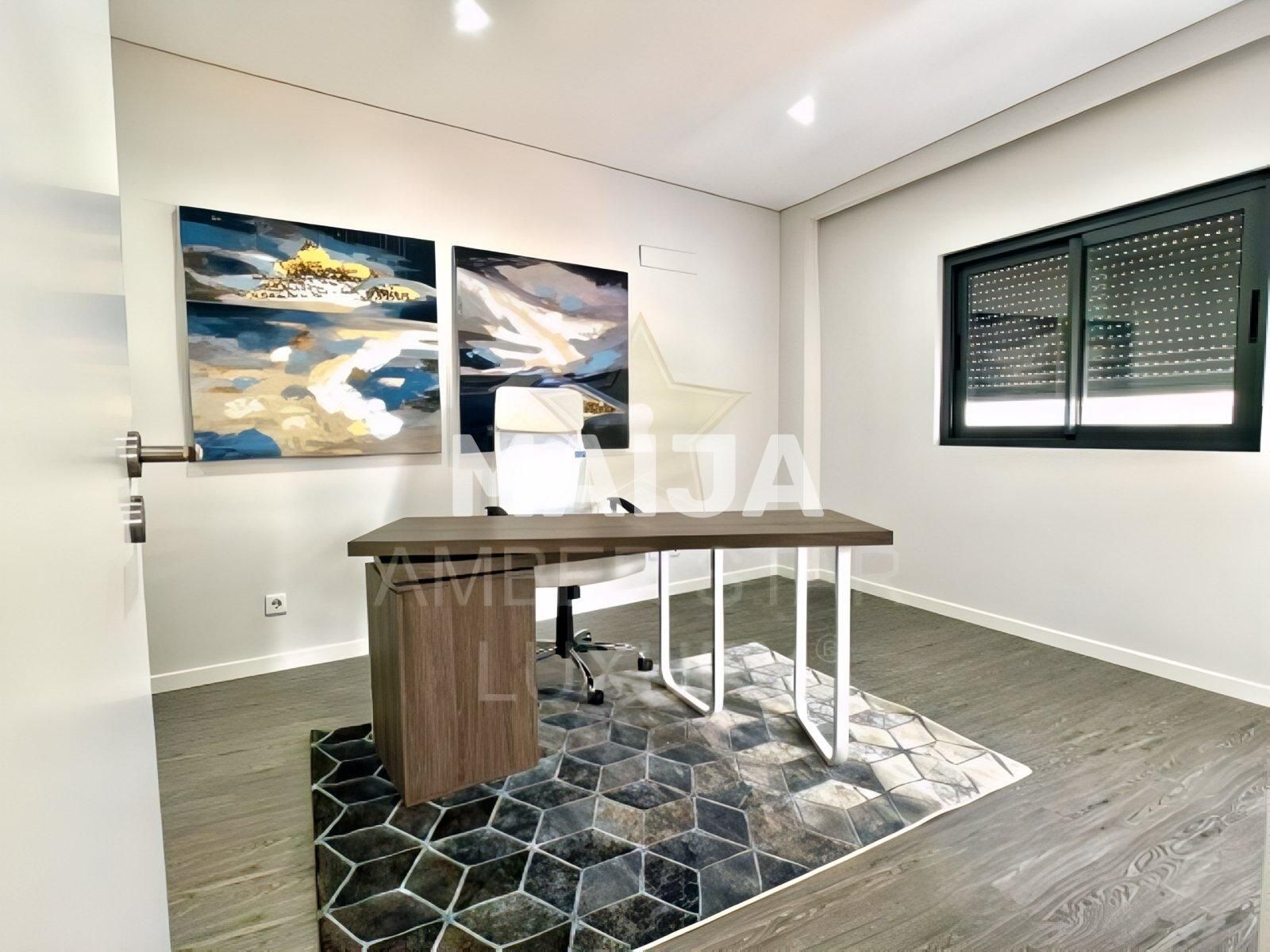 3 bedroom apartment 115 m² Quelfes, Portugal