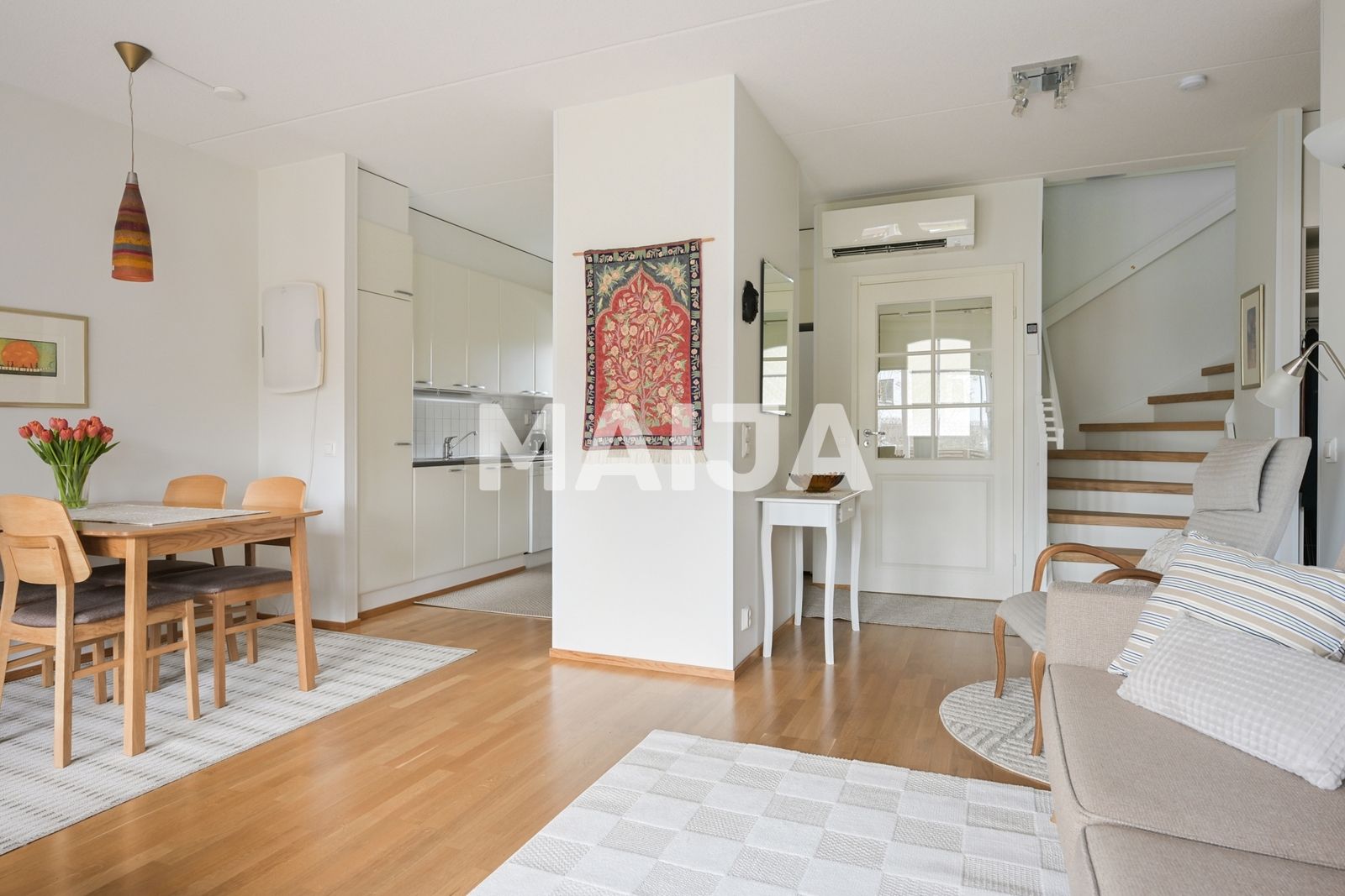 Apartamento 4 habitaciones 101 m² Helsinki sub region, Finlandia