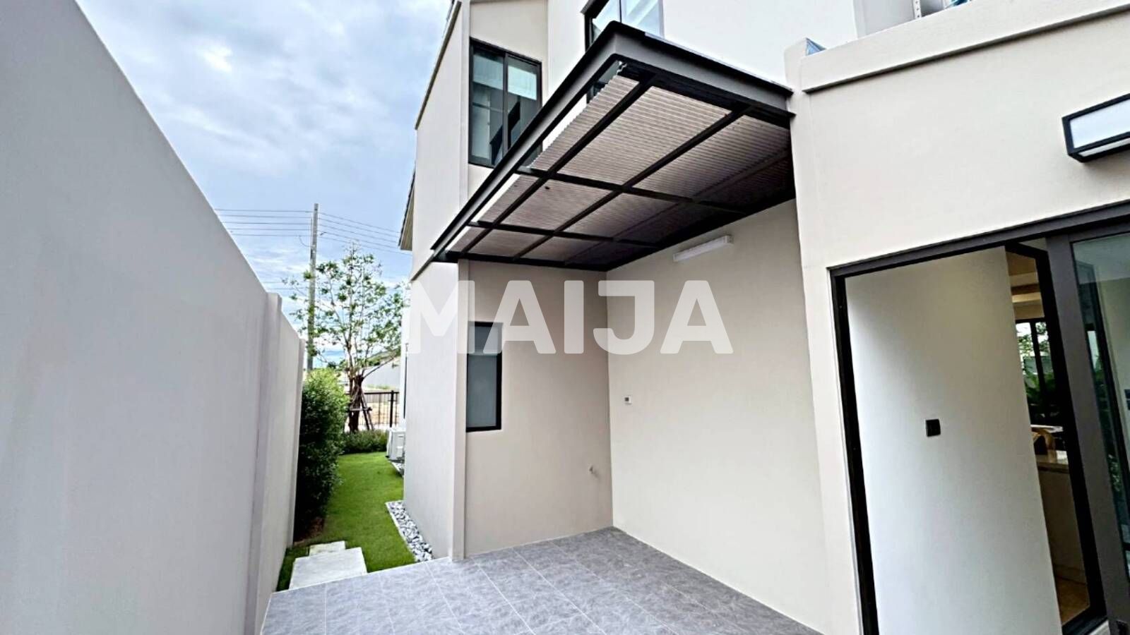 4 bedroom Villa 222 m² Bang Lamung, Thailand