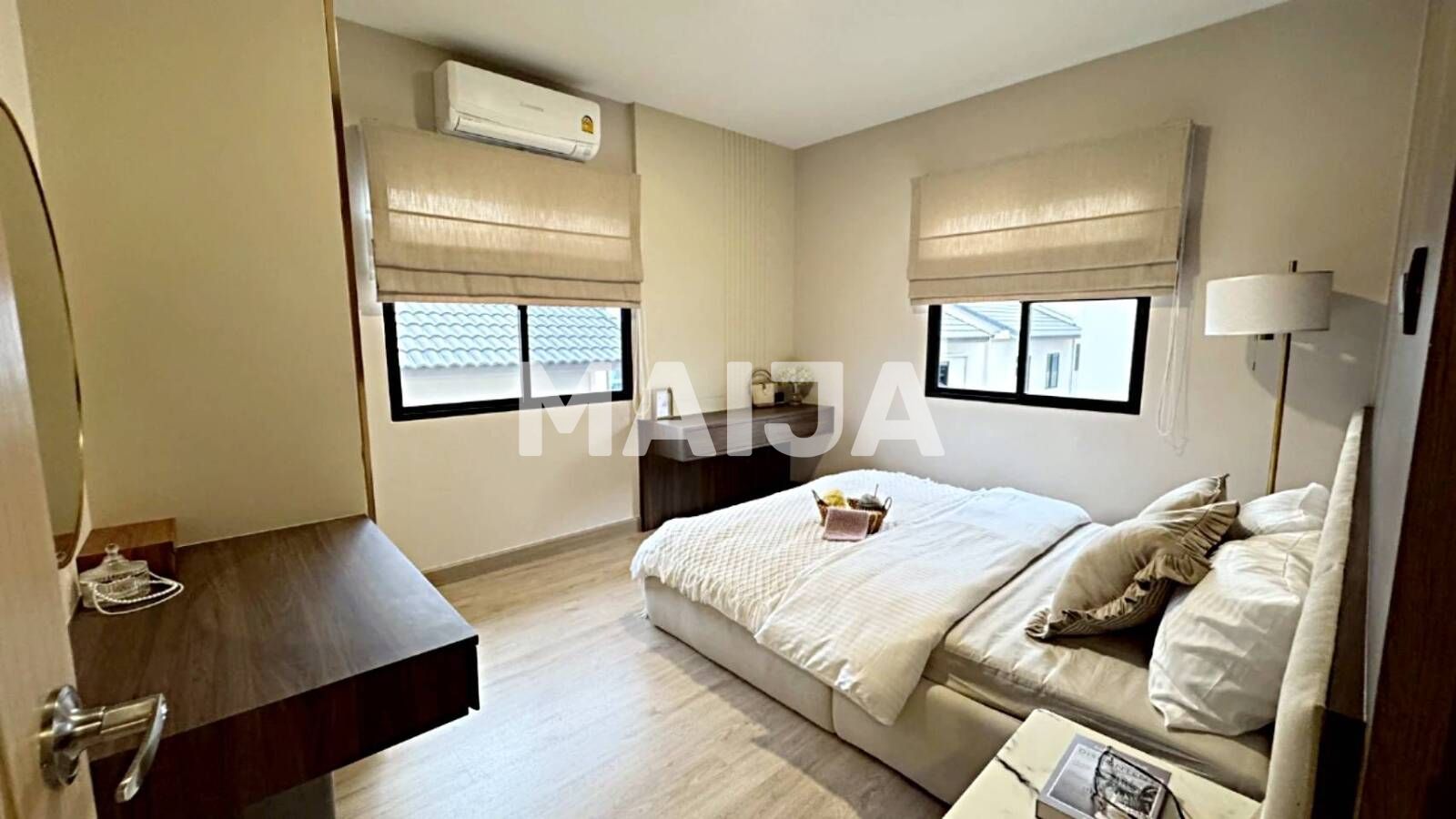 4 bedroom Villa 222 m² Bang Lamung, Thailand