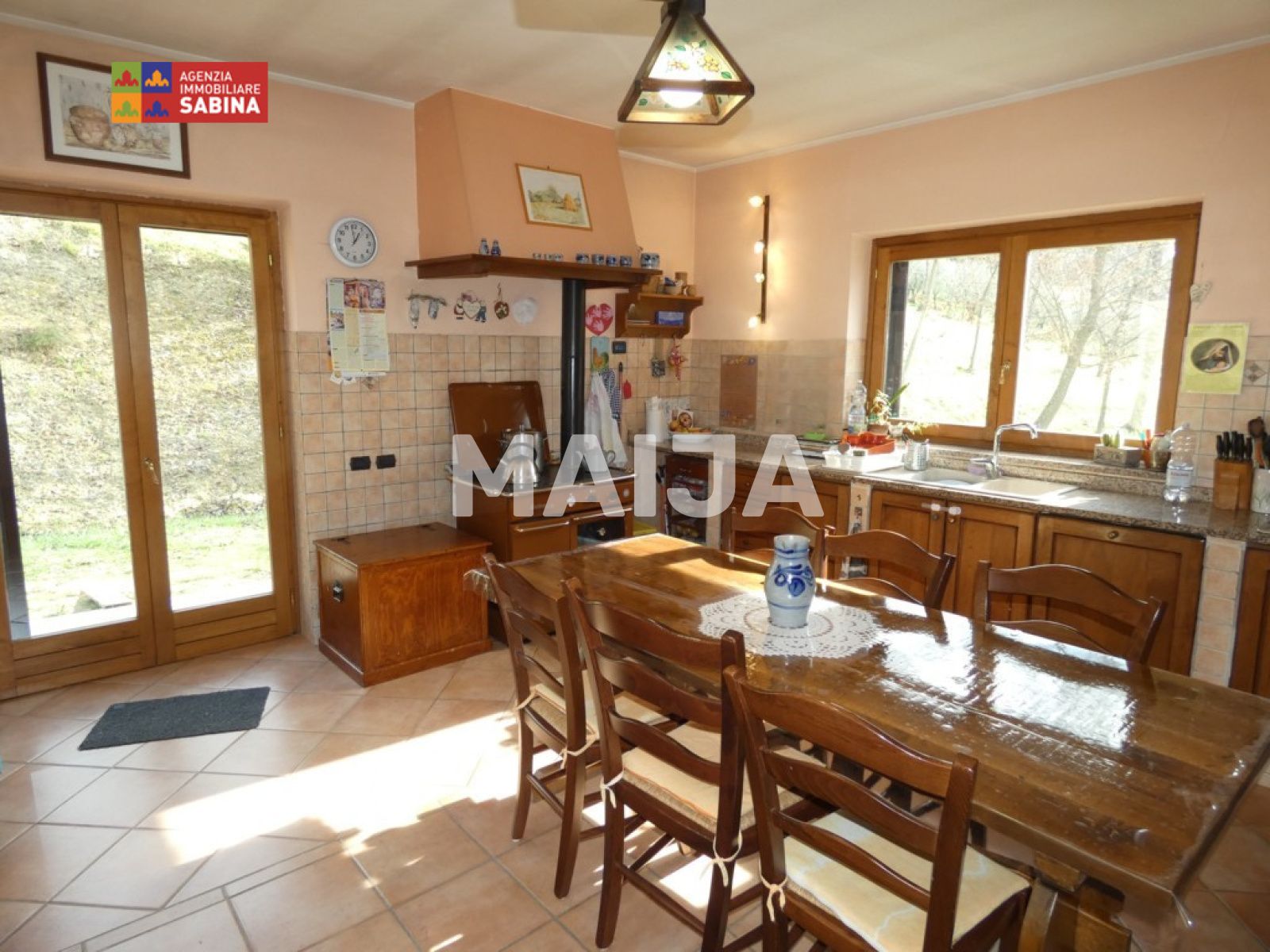 3 bedroom villa 270 m² Montopoli di Sabina, Italy