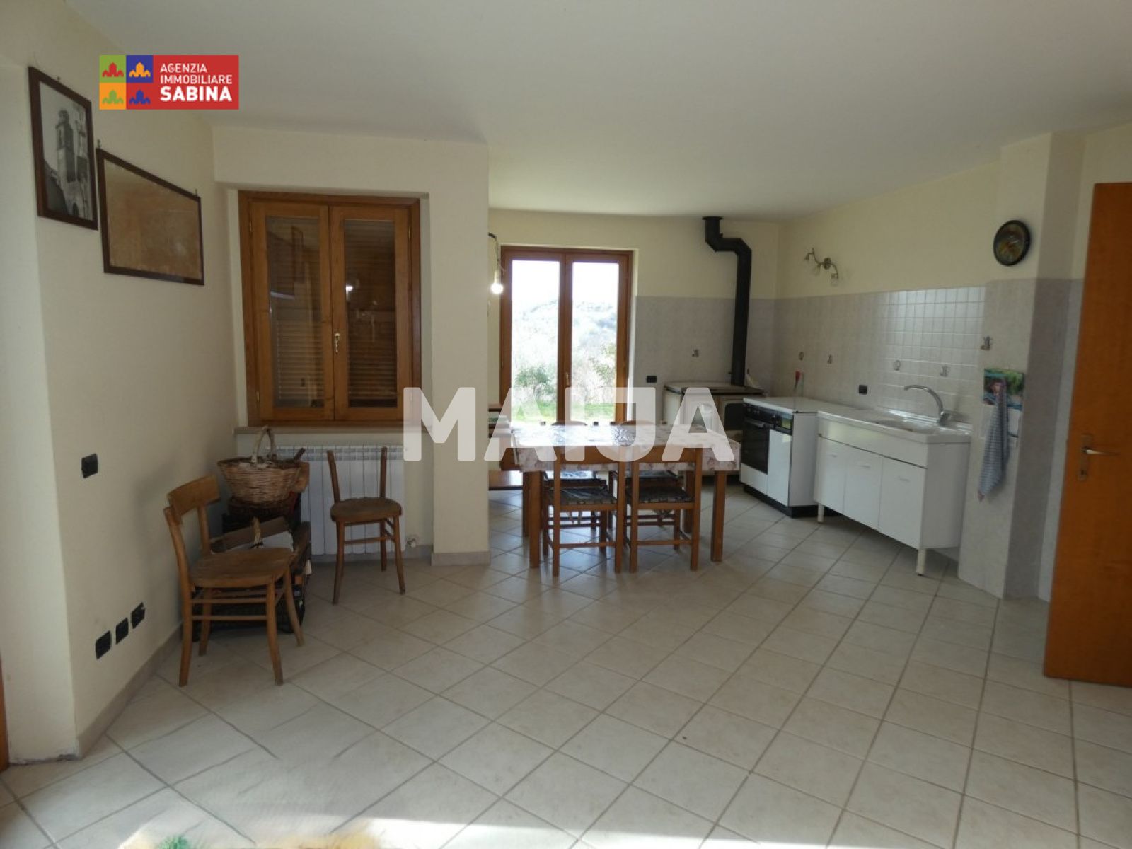 3 bedroom villa 270 m² Montopoli di Sabina, Italy