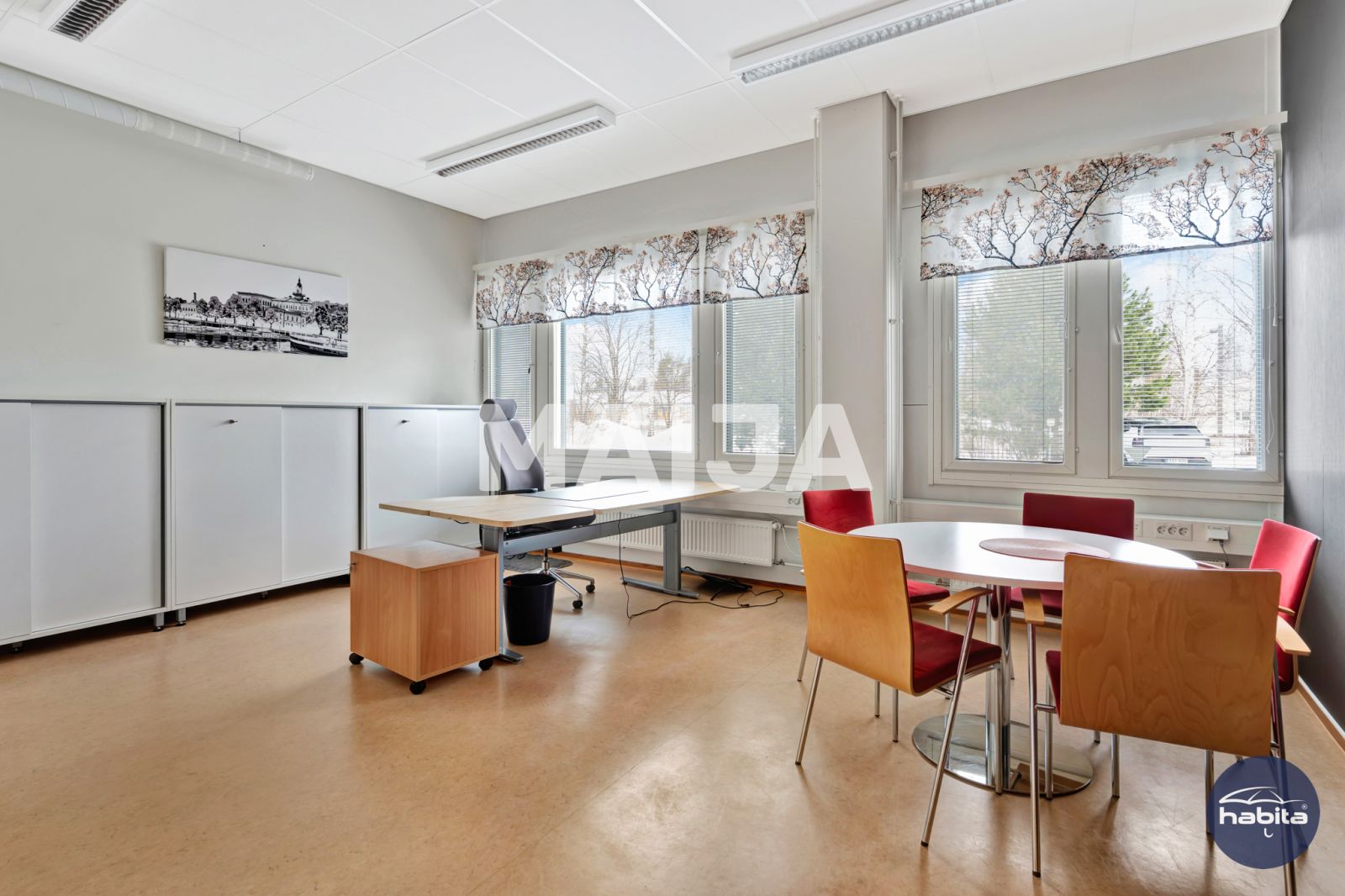 Ресторан, кафе 3 411 м² Район Йоэнсуу, Финляндия