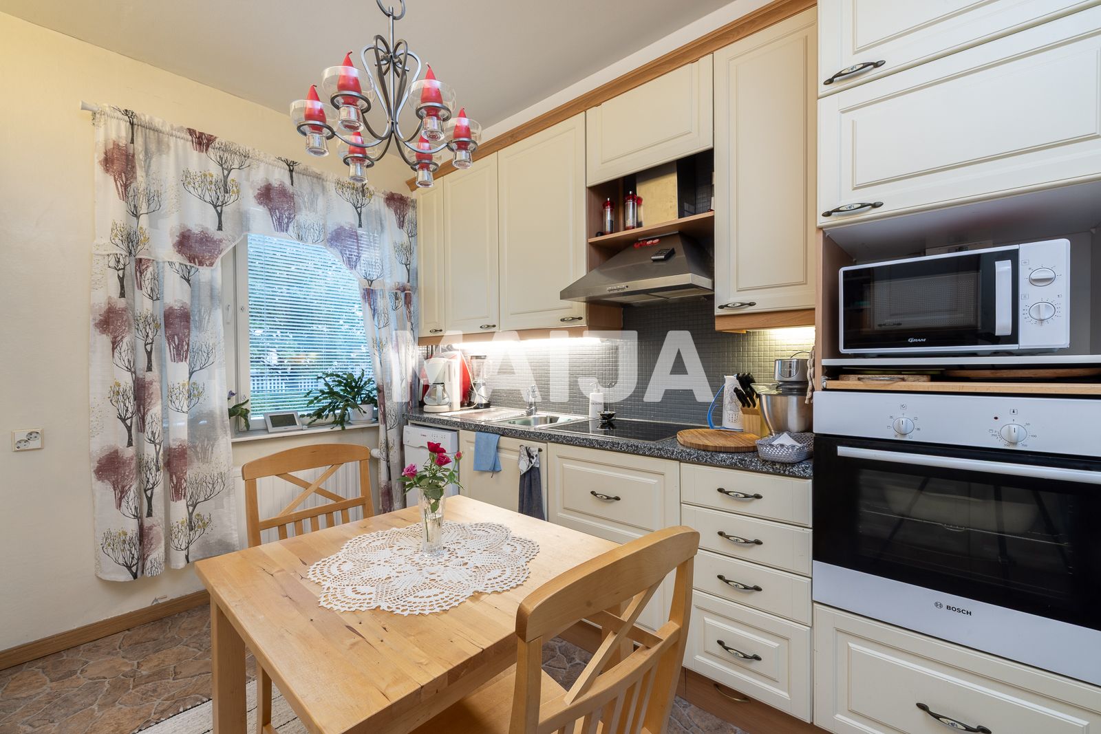 Mieszkanie 4 pokoi 103 m² Kemi, Finlandia