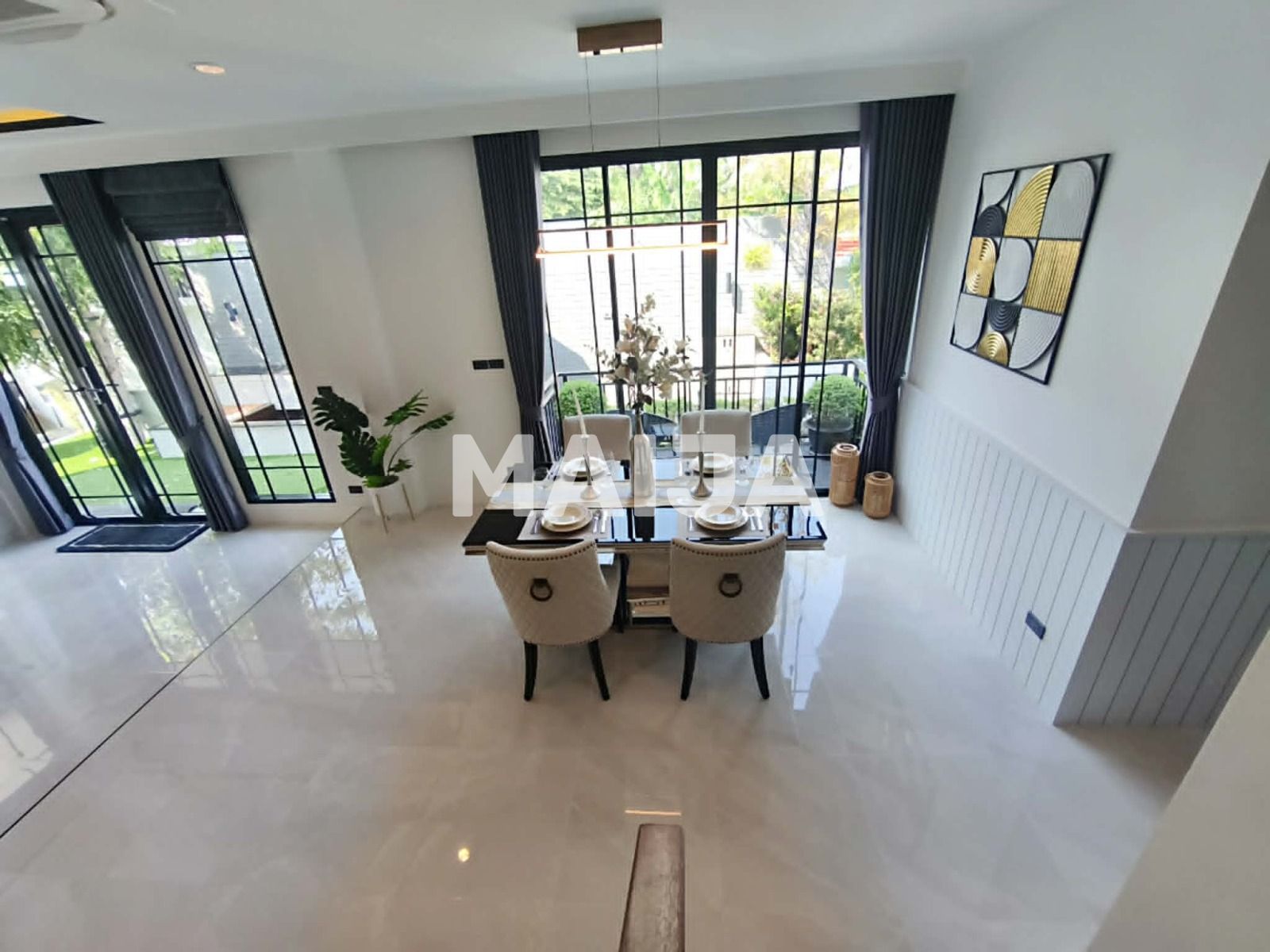 4 bedroom house 209 m² Nong Pla Lai, Thailand