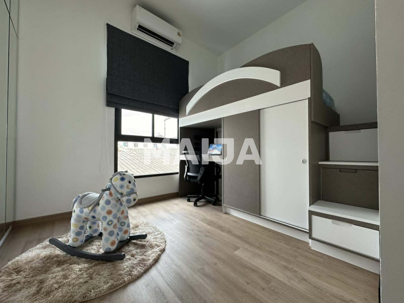 4 bedroom house 209 m² Nong Pla Lai, Thailand