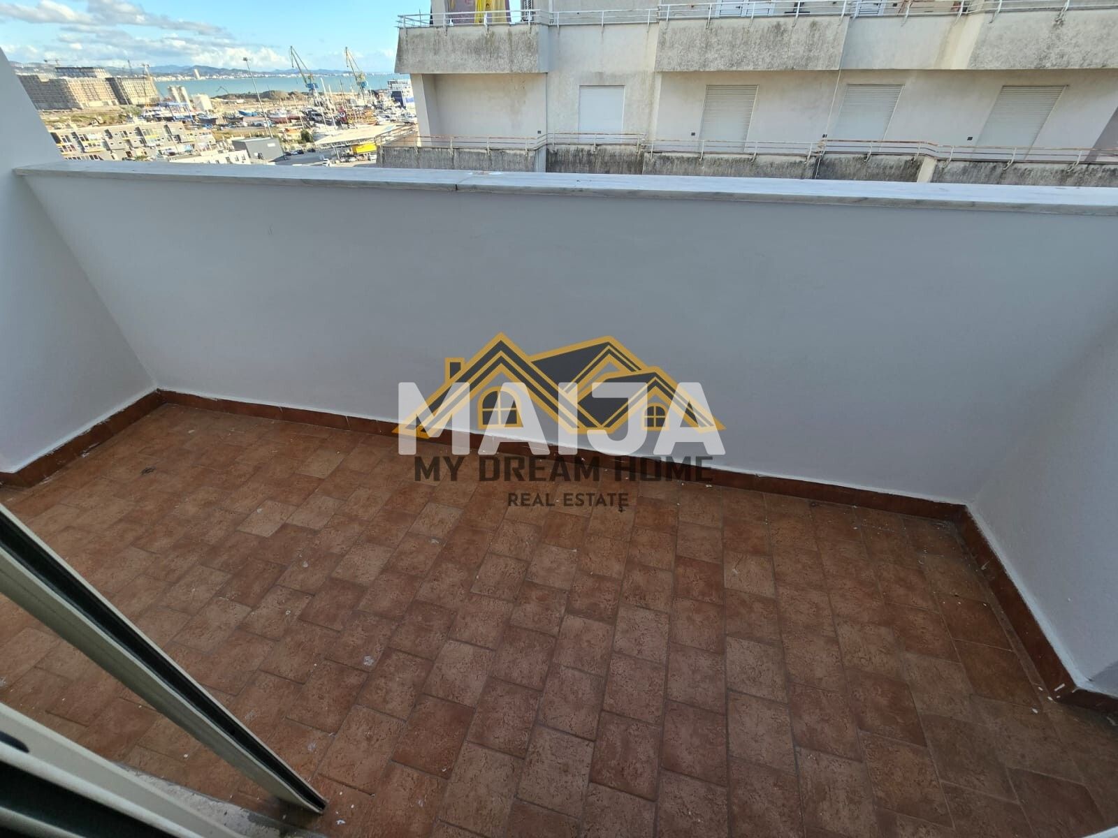 Wohnung 1 zimmer 110 m² Durrës, Albanien