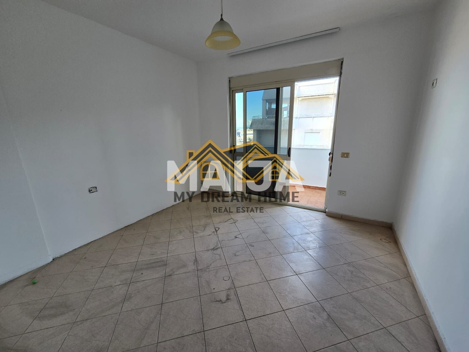 Wohnung 1 zimmer 110 m² Durrës, Albanien