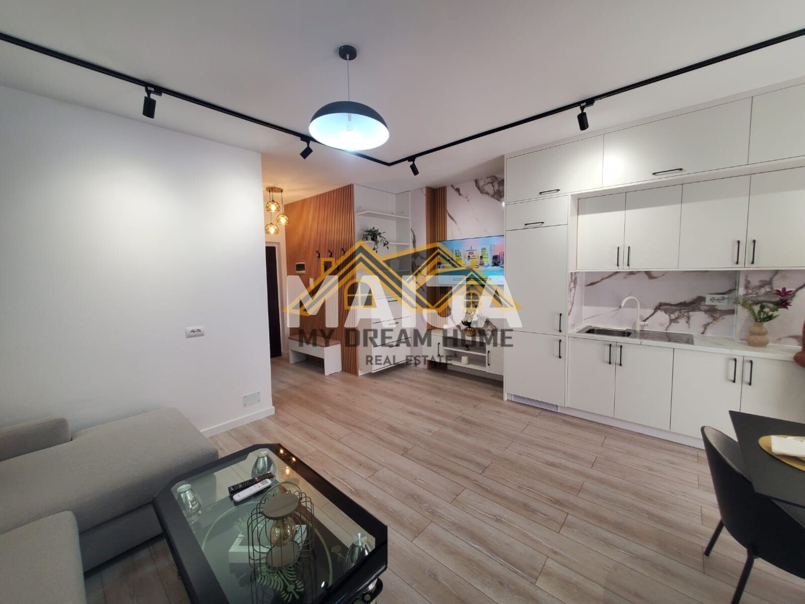 1 bedroom apartment 55 m² Bashkia Durres, Albania