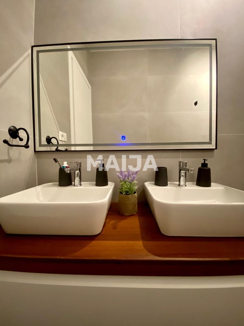 Casa 3 habitaciones 76 m² Himare, Albania